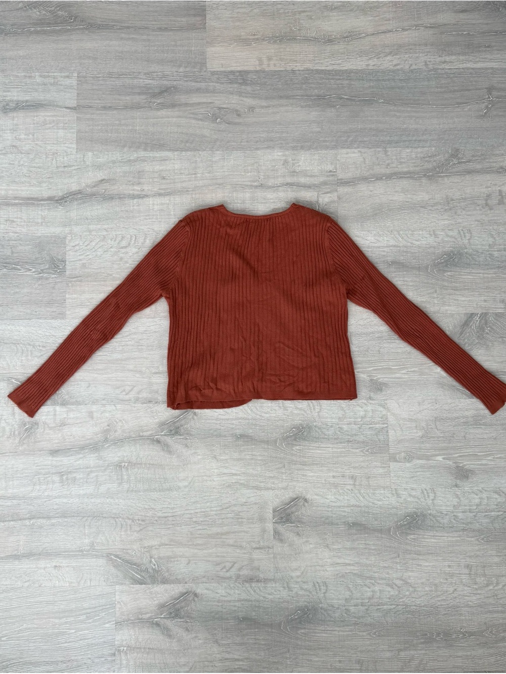 Women's Rust Ribbed Button-Front V-Neck Cardigan Sweater - Picture 3 of 3
